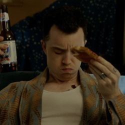 Just Gallavich Eating