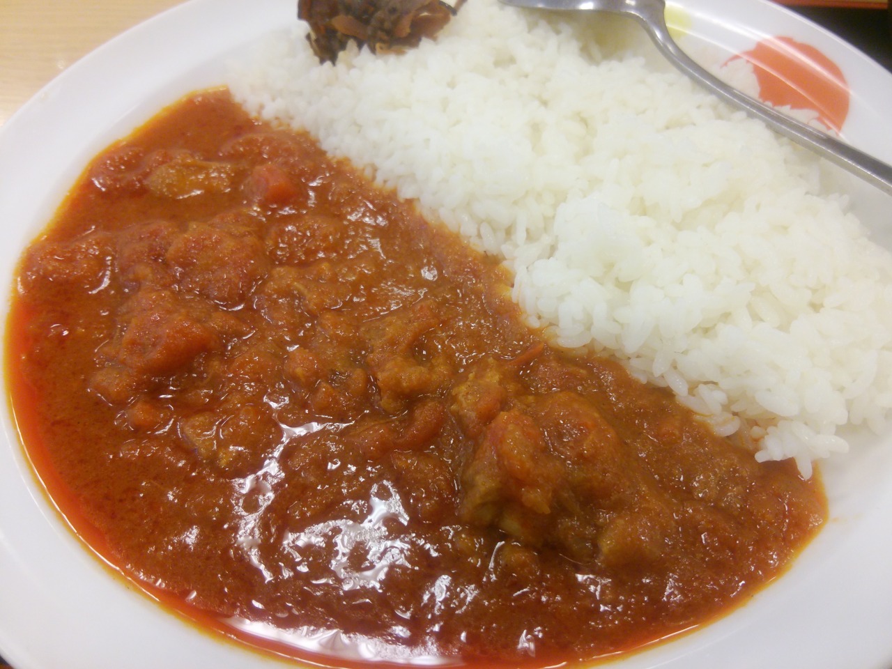 heartcatch:  松屋 de トマトカレー 復活するたび毎回食ってるけど、どこがカレーなのか未だわからんｗ