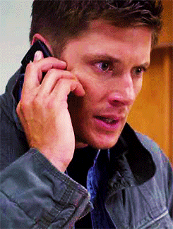 bloody-men-with-blue-eyes:  a-cursed-winchester:  hooodlum:  ARE THOSE TEARS IN DEAN’S EYES???!!!  OMFG    