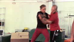 feiyueparkourkungfu:    Simple Self-Defense Techniques A Person must Know   The most