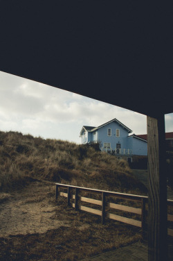 8birds:  little blue house on Flickr. 