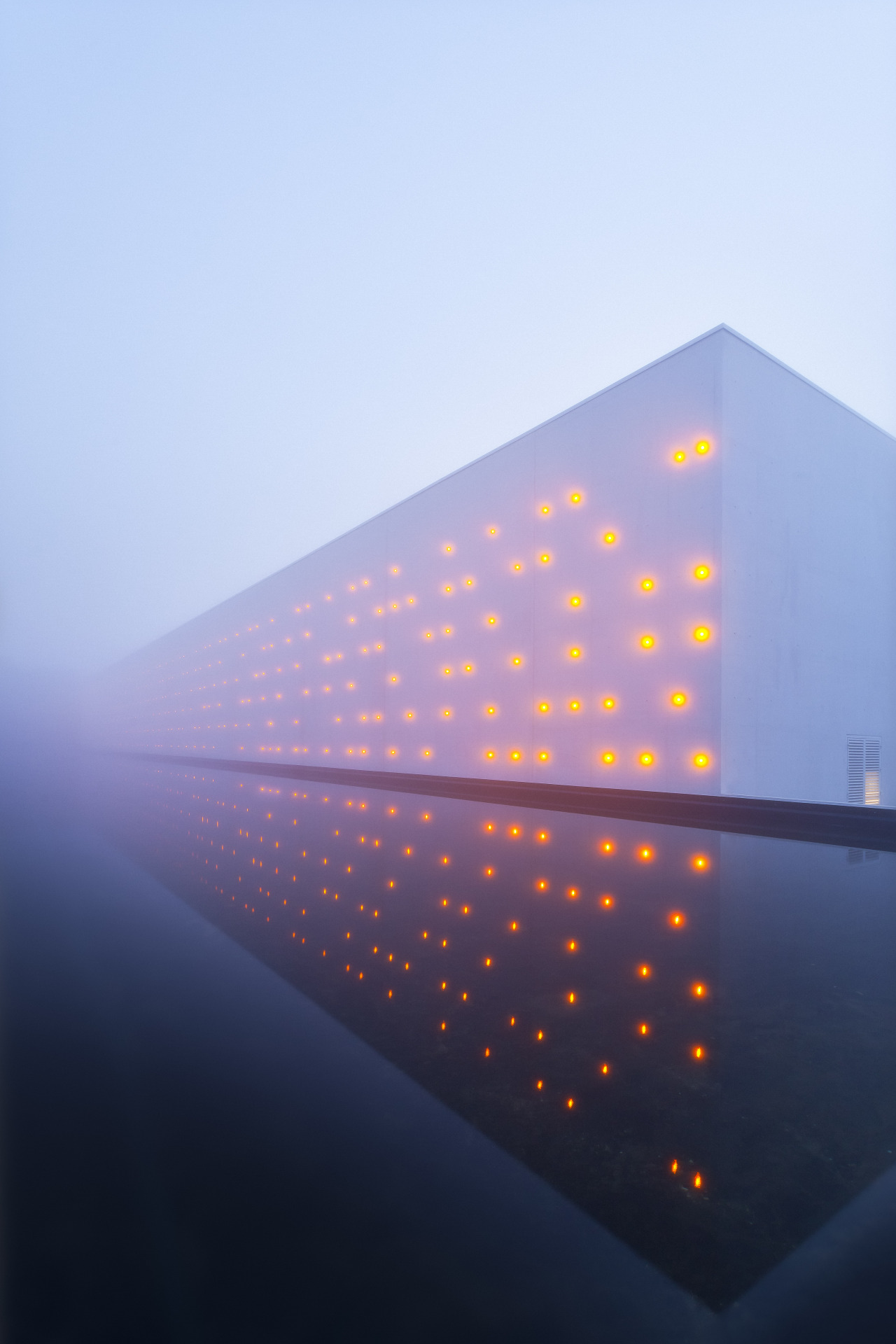 subtilitas:  Baggio-Piechaud - Warehouse for wine storage, Ludon-Médoc 2010. Photos