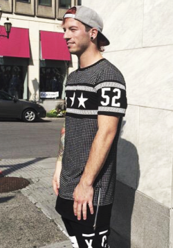 stay-loww:  Favorite Josh Dun outfits