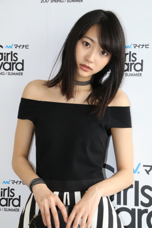 renatakeda: 武田玲奈：20歳目前で「すてきなモデル、女優に」と目標語る  