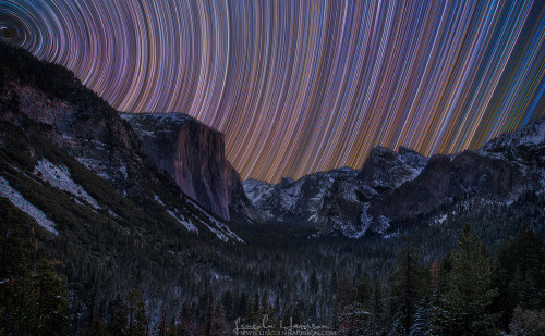 spinningblueball:Star Trails By Lincoln Harrison