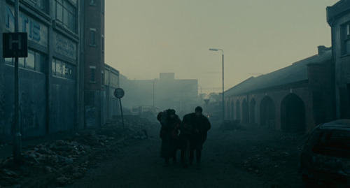 madeofcelluloid: ‘Children of Men‘, Alfonso Cuarón (2006)As the sound of the playgrounds faded, the despair set in. Very odd, what happens in a world without children’s voices.