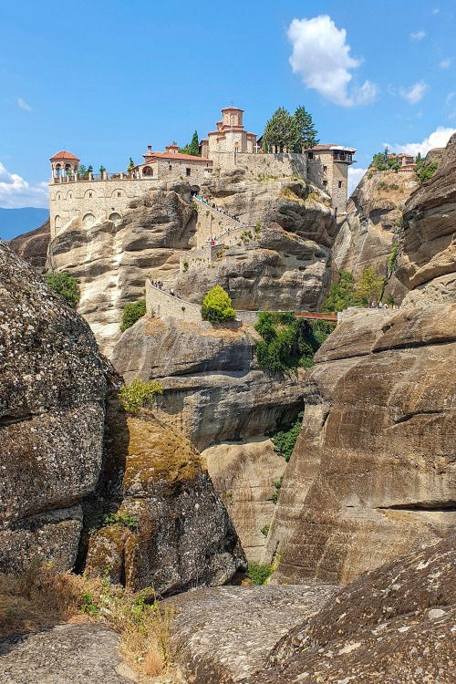 2seeitall:  Varlaam Monastery, Meteora, Greece    