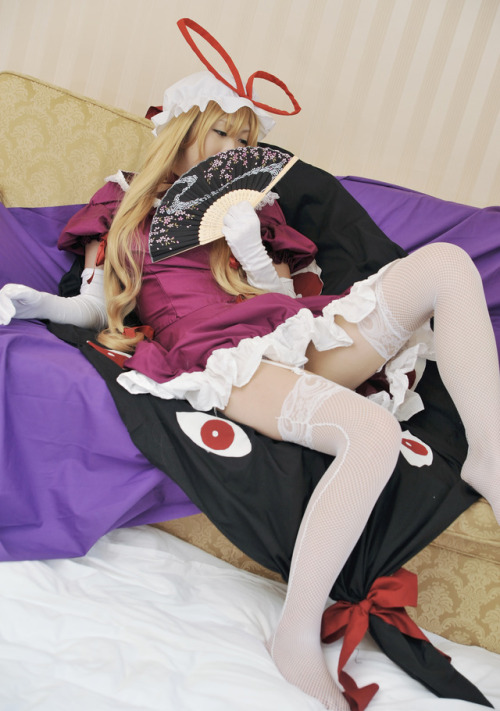 cosplayjapanesegirlidols:Touhou Project - Yukari Yakumo (Pink Web) [webDL] 1-7