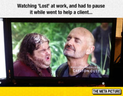 srsfunny:  Watching Losthttp://srsfunny.tumblr.com/ 