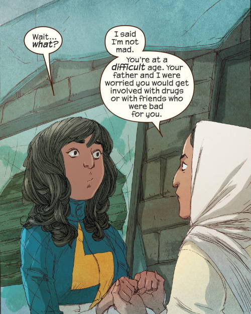 stxrduste: [id: a scene from a comic book of kamala khan (ms. marvel) and her mother (muneeba khan, 