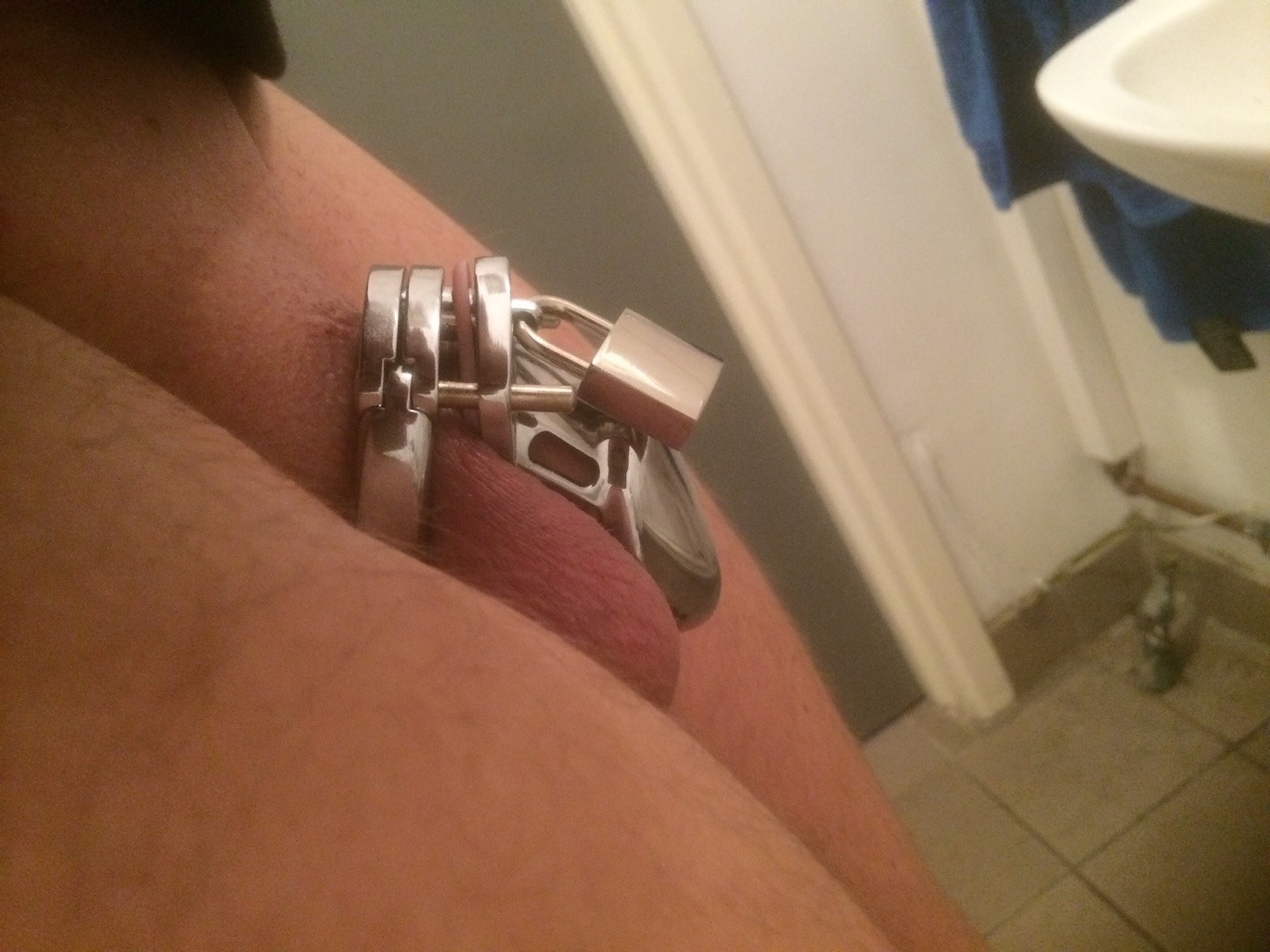 misshkeyholder:  mushroom dick locked in his steel cb6000s 😆