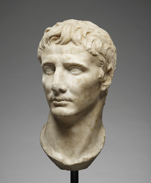hellenicdreams:UnknownPortrait Head of Augustus, 25–1 B.C., Marble39 × 21 × 24 cm 