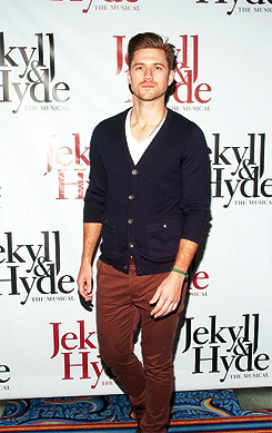 hughvaljean:Aaron Tveit: Attending Jekyll & Hyde the Musical Opening Night