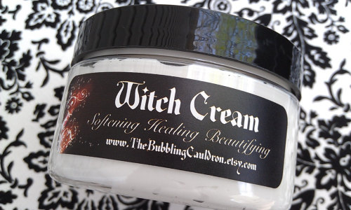 culturenlifestyle:  Lotions And Potions Promises A Bewitching Beauty ExperienceThe Bubbling Cauldron produces a unique range of magical and organic concoctions of potent power to uplift beauty, mostly bath products. The shop creates a variety of soaps,