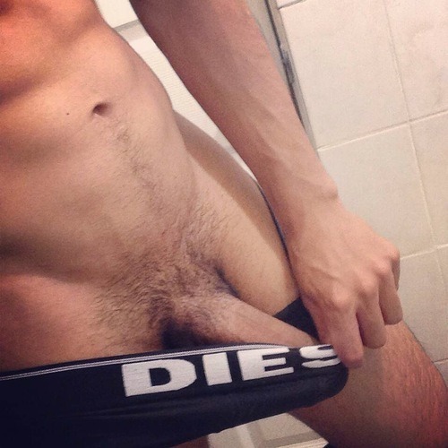 @Ottoyanez DESNUDO