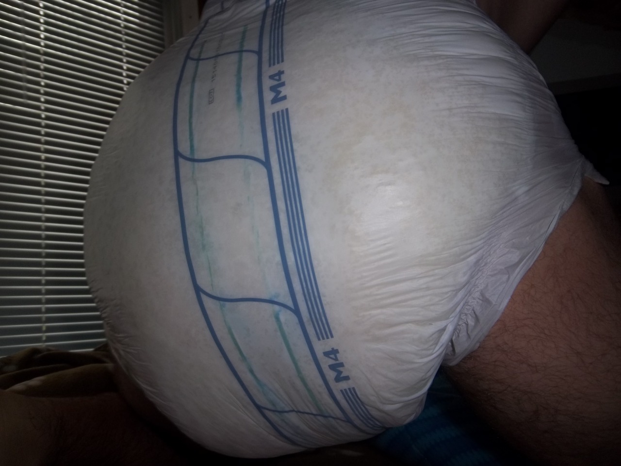 diaperedchu:  Morning diapers are super squishy 