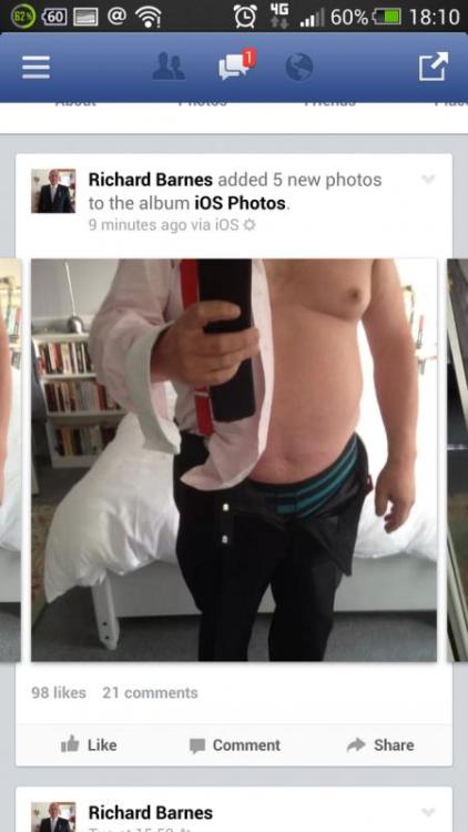 altes-fleisch:  British Conservative Richard Barnes taking nude selfies without realizing that the software is set to automatically publish all photos on Facebook. Many more politicians should follow his example ;)