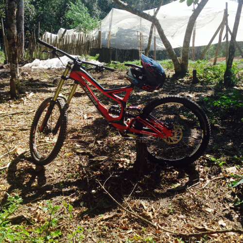 marinaferrari: Biking around @ Dragon Bike Park/Brazil