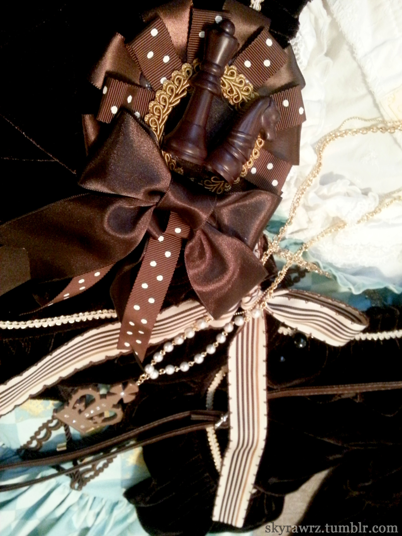 skyrawrz:  Finished making some accessories for my Chess Chocolate outfit I’m wearing