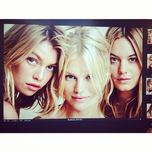 @stellamaxwell: W the lovely ladies @nadineleopold @fingermonkey @liverbird333 @anariz1 @victor