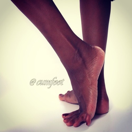 cumxxx: Black feet. #Foot #Feet #FootFetish #FeetFetish #FootPorn #PrettyFeet #Barefeet #Toes #ToeR