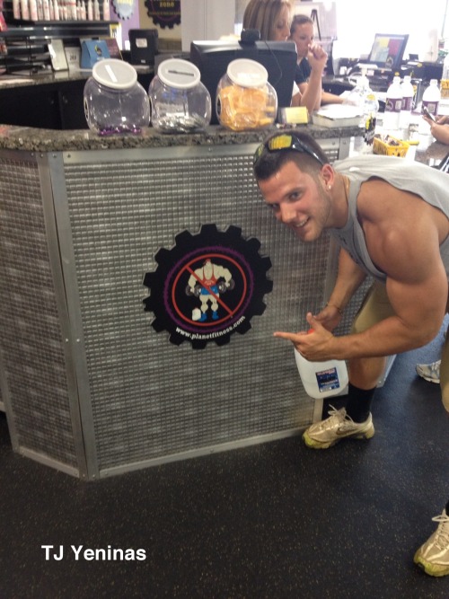 hotandexposed:  This college running back is very proud of his muscular body and hard dick. 