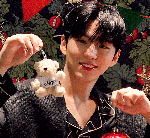 Holiday Kihyun 
