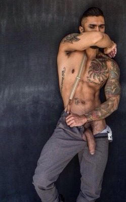 southernstroke808:  beforemodel:  Before Model - Tat-Tuesday  Mmmmmmmmmm…. Nice !!!  Yummy