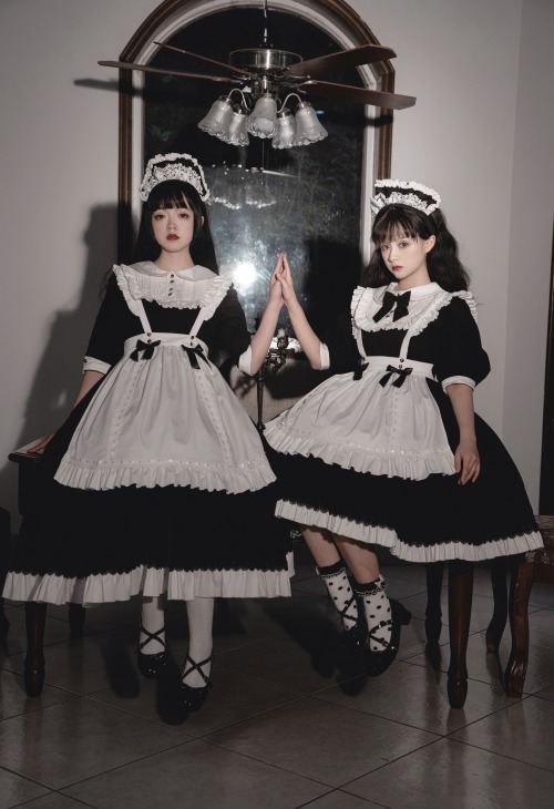 petite-cosette:Girl’s Island ~  ℯ ℯ ~Models: 横野珩 and 是你白