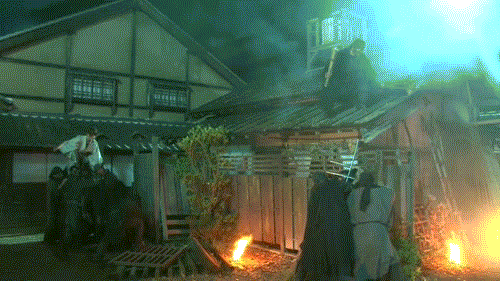 mixtm:He does a lot of action scene, don’t he?Takeru-kun…fighting!!! (>[]<)b