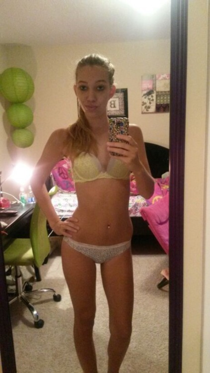 sexyslts1: realitybabesexposed: Brittany Ball Sexy slut-