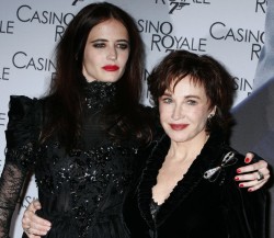 favorcelebs:  Marlène Jobert ( Eva Green mom)