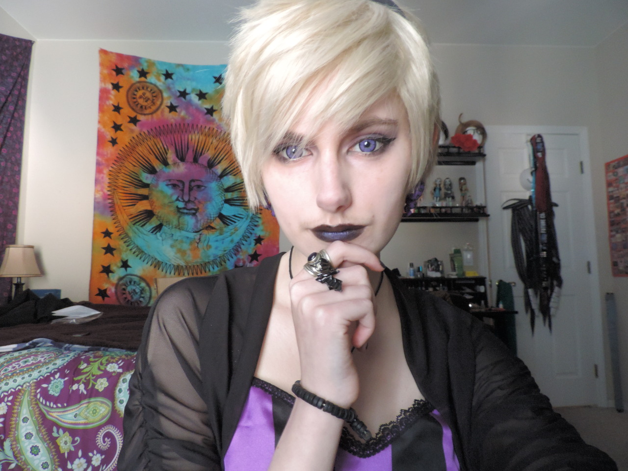 timaeus-testiflied:  I think I should take pictures with my expensive camera more