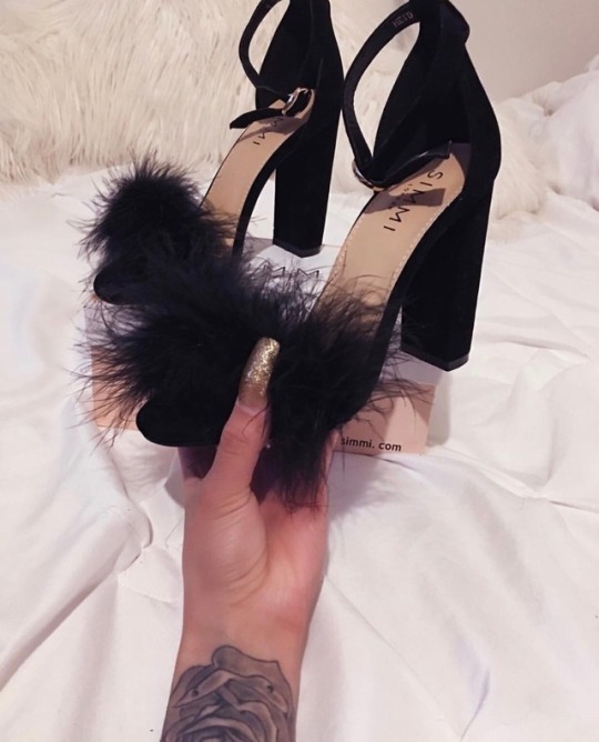we-heart-it-here:  ❤️