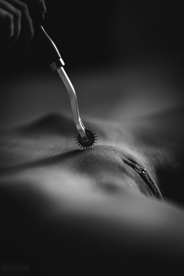 SCORRE&hellip;LIBIDINE SULLA PELLE&hellip; BRIVIDO INTENSO &hellip; VOGLIA