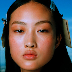 bonerh: versacegods:    Jing Wen @ Boss Spring 2015   x 