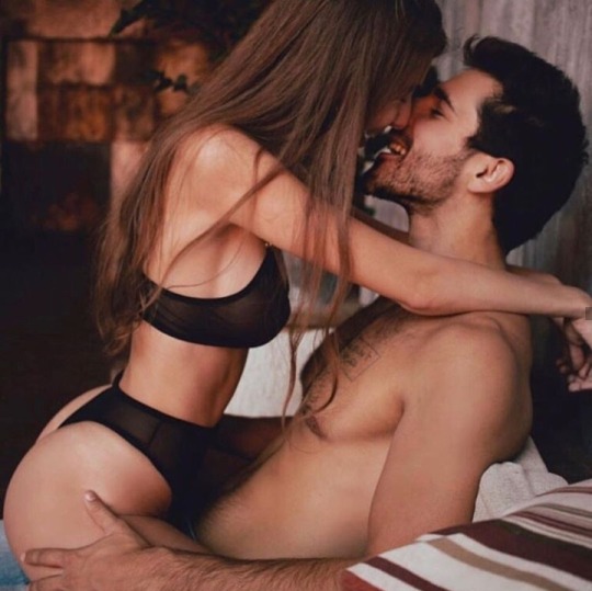 jadelein:  “If you’re not patient with her you will never be introduced to the beautiful soul that is under mountains of bad experiences. Gold isn’t found easily my friend.” 