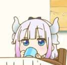 yukamononoke:  Dragon drinking adorably.