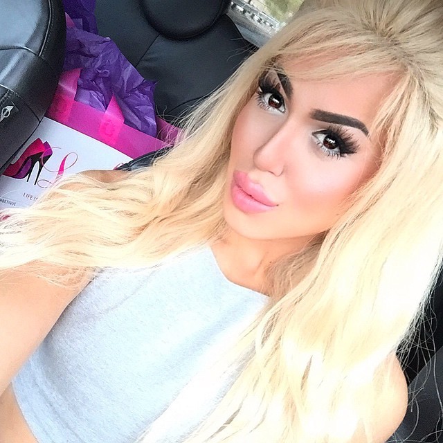 insidescoopofcharles:  Sat in traffic 50% of my day 💖 Didn’t even get a spray
