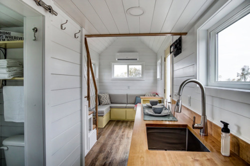 tinyhousecollectiv:The Kitty Hawk from Modern Tiny Living