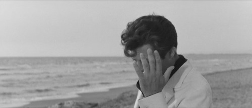 queentin-tarantula: La Dolce Vita (1960) - dir. Federico FelliniStay free, available, like me. Never