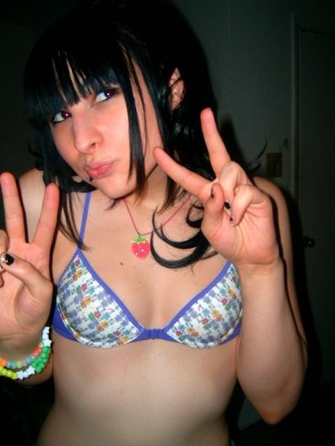 sappercookie:  traperkeeper:  TRAPer Keeper  A young Bailey Jay so sexy