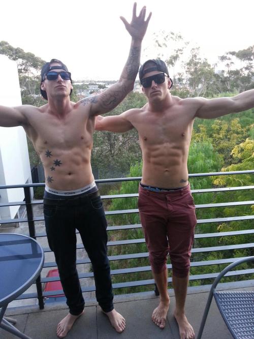 bromofratguy: Both these guys can raw dog me any day