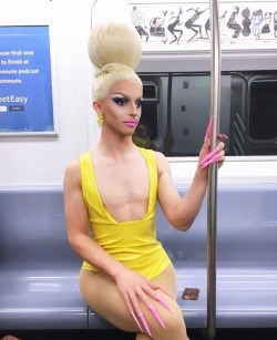 mizvelour: miz cracker on the subway: a series