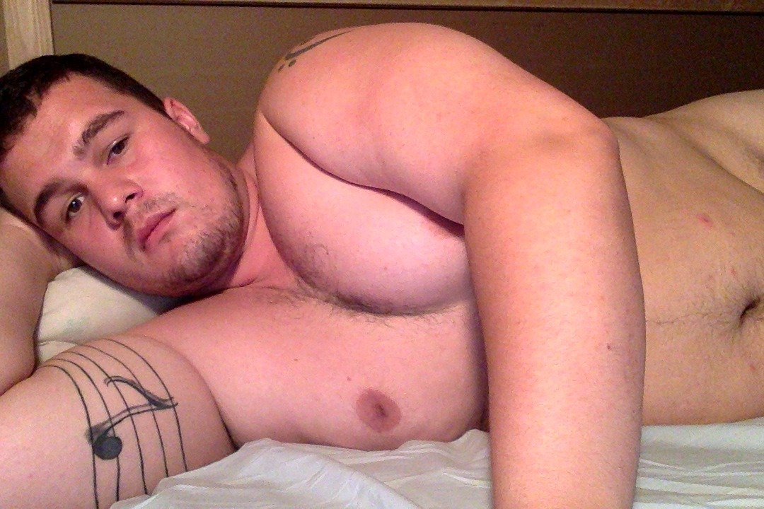 sandfda90:  Time for bed. Haven’t taken full torso pics so might as well go for