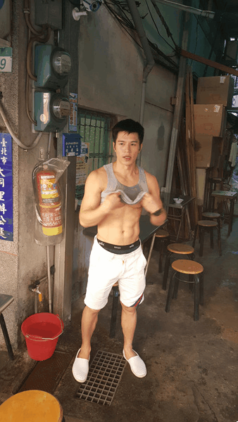 rebelziid:  Taiwanese Douhua Hunk [ This beautiful Taiwanese stud is the latest Internet