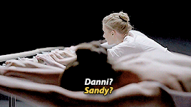 flawlesstew:Grease AU - Taylor Swift plays Sandy, and Kristen Stewart plays Danni (Danny). [Insp]