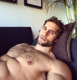 hairynmuscleman:  Hairy’n’Muscle Manthe hottest menhttp://hairynmuscleman.tumblr.com/