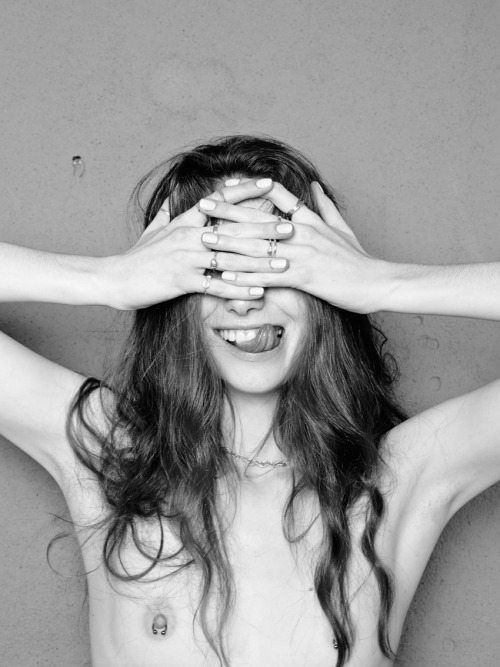 nicolasleforestier: Valeriia M