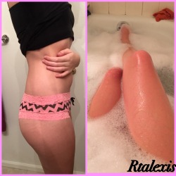 rtalexis:  I look a bubble bath 🛁 i need a master to help me clean 😉